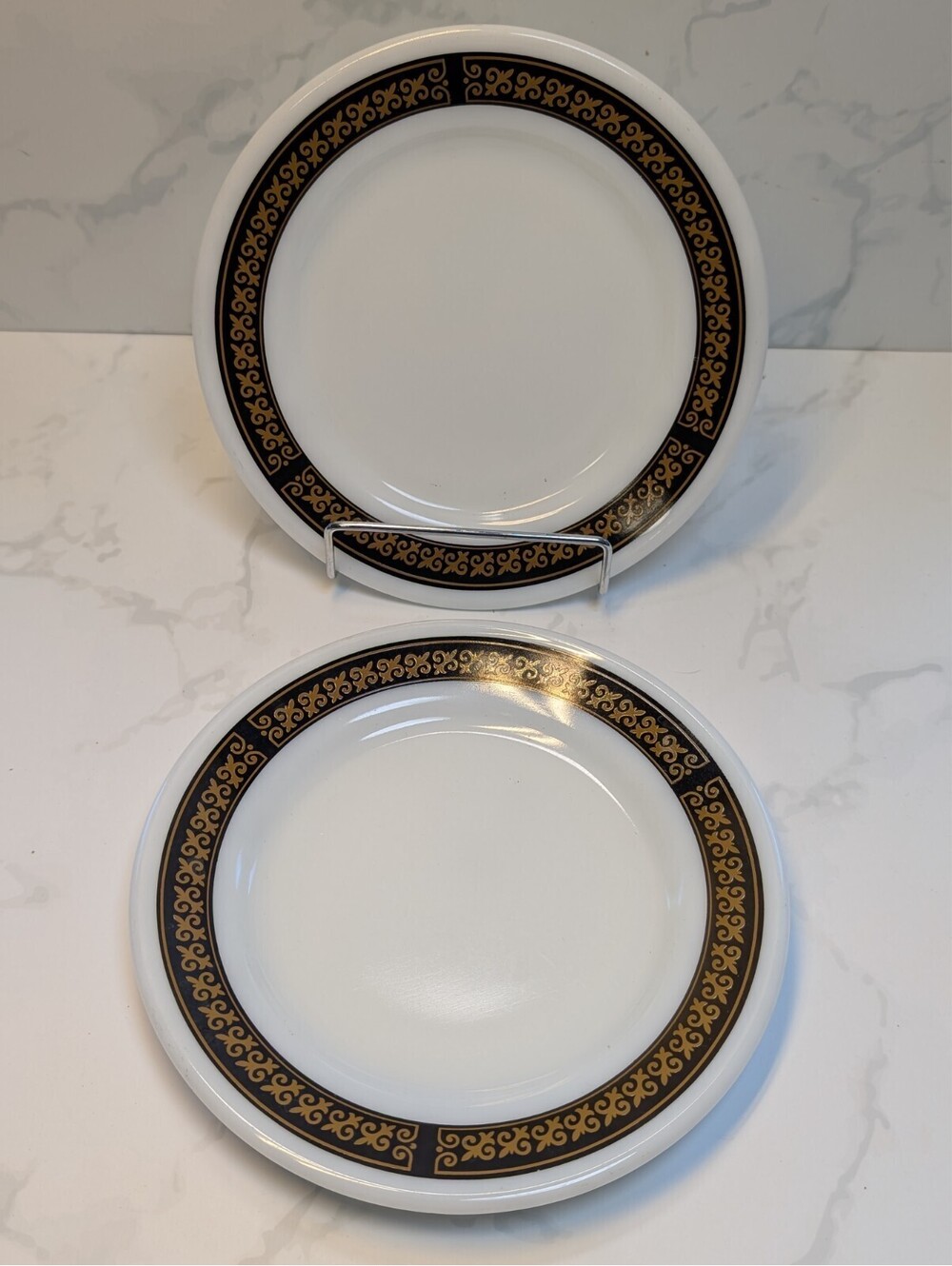 Pyrex Tableware Corning White Milk Glass Salad Plate Ebony Fleur-de-Lis 704-22
